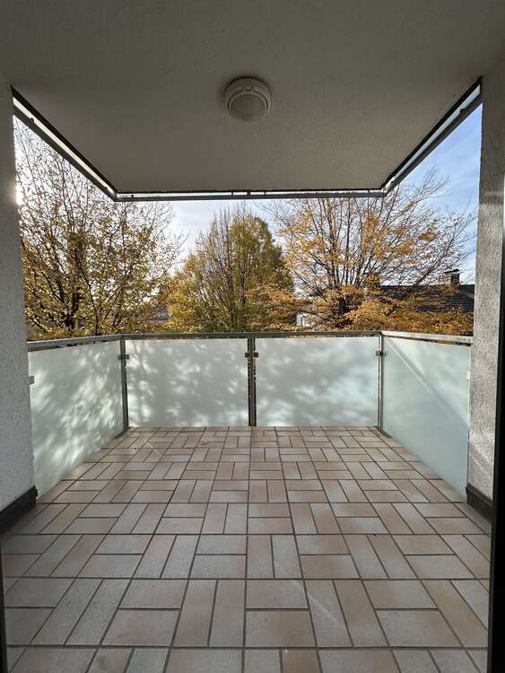 Wohnung zum Mieten in Obermenzing 1.120 € 62 m² 2 zimmer