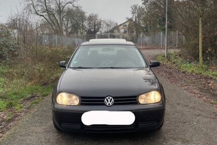 VW Golf 210.000 km 1.500 &euro; Mannheim 68219