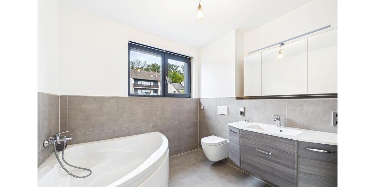 Doppelhaushälfte Kaisersesch - 5 Zimmer, 125 m&sup2;, 1.500&euro; | Angebot:24745872