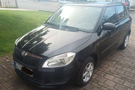 Skoda Fabia 88.800 km 3.900 &euro; Leverkusen 51371