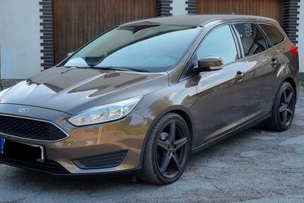 Ford Focus 218.000 km 5.000 &euro; Arnsberg 59755