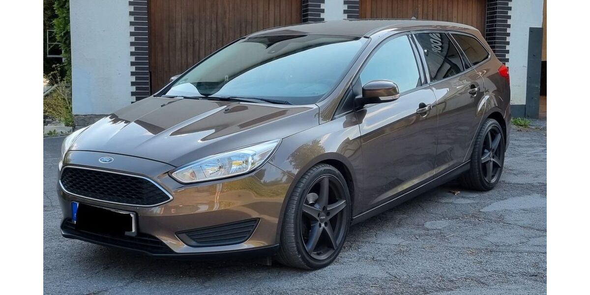 Ford Focus 218.000 km 5.000 &euro; Arnsberg 59755
