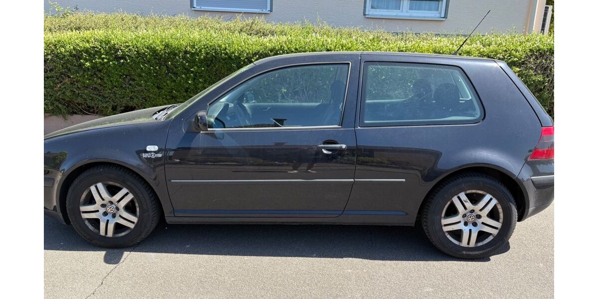 VW Golf 59.500 km 2.650 &euro; Erzenhausen 67685