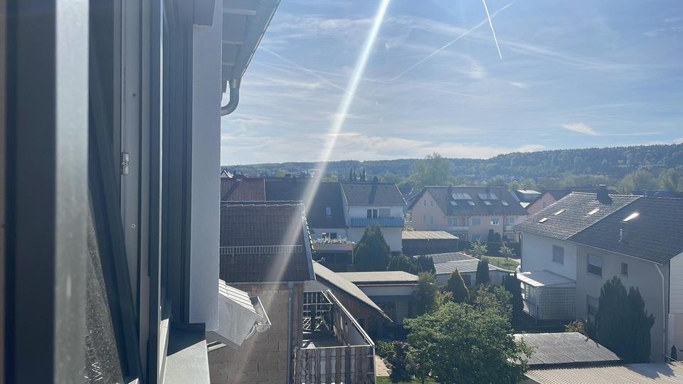 Dachgeschoßwohnung Rodenbach - 3 Zimmer, 77 m&sup2;, 900&euro; | Angebot:26166256