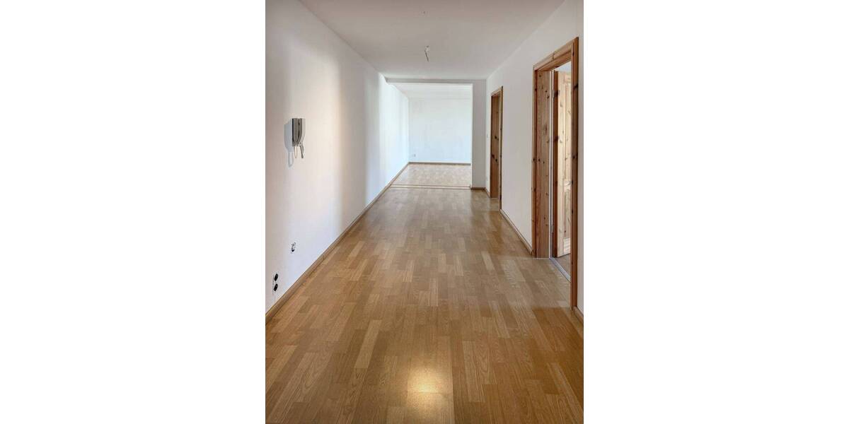 Etagenwohnung Hockenheim - 3 Zimmer, 83 m&sup2;, 250.000&euro; | Angebot:26751340