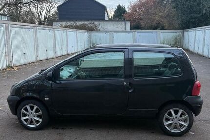 Renault Twingo 180.000 km 1.200 &euro; Duisburg 47279