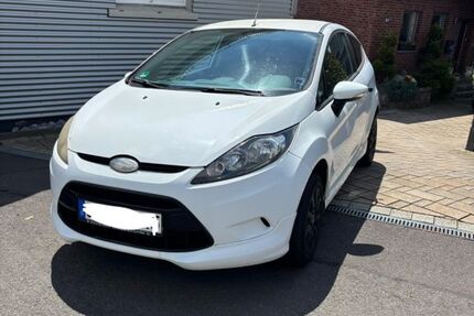 Ford Fiesta 164.000 km 1.998 &euro; Kierspe 58566