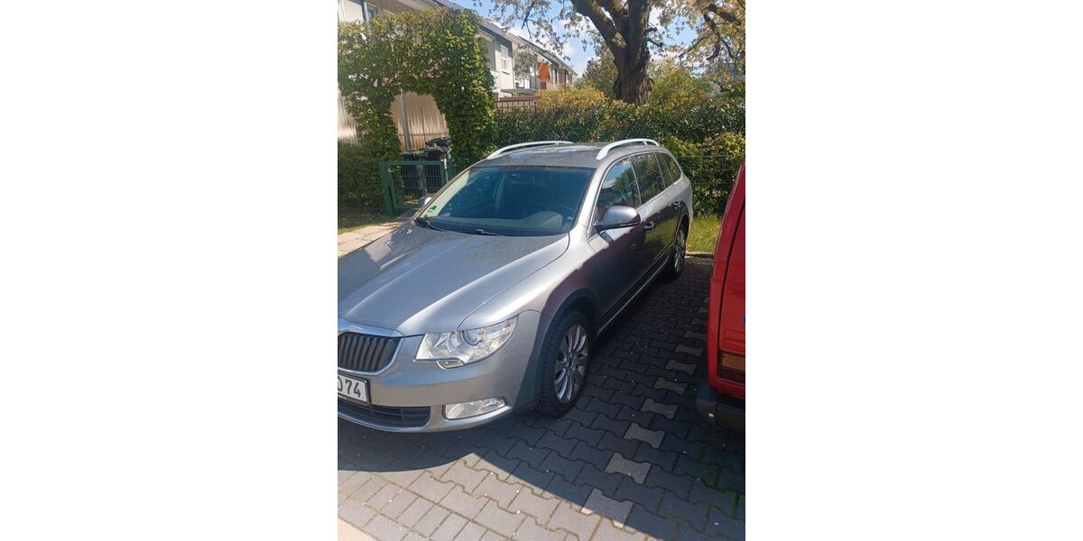 Skoda Superb 219.000 km 6.500 &euro; Bielefeld 33605