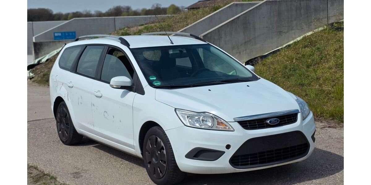 Ford Focus 296.000 km 800 &euro; Vreden 48691