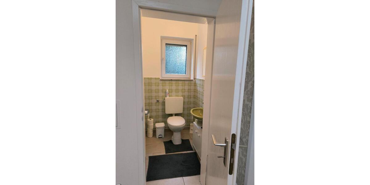 Doppelhaushälfte Siegen Weidenau - 9 Zimmer, 145 m&sup2;, 350.000&euro; | Angebot:24604502