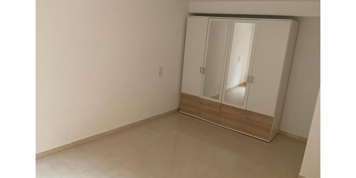 Etagenwohnung Markgröningen - 1 Zimmer, 60 m&sup2;, 1.000&euro; | Angebot:25902079