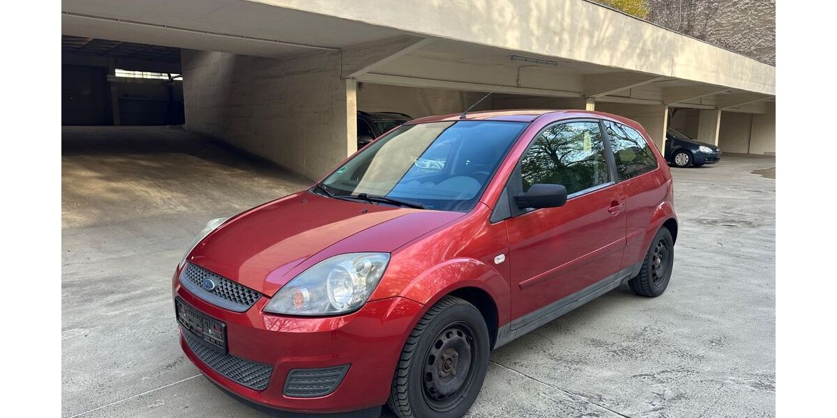 Ford Fiesta 189.000 km 650 &euro; Berlin 10783
