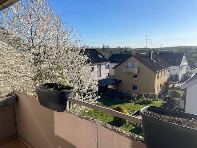 Etagenwohnung Wendlingen am Neckar - 3 Zimmer, 74 m&sup2;, 180.000&euro; | Angebot:26154867