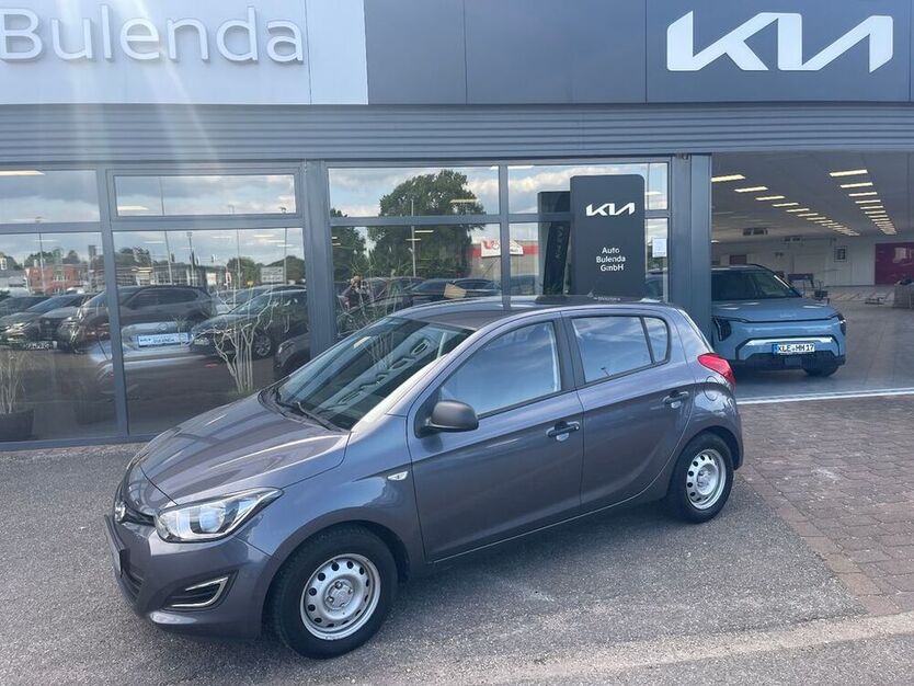 i20
