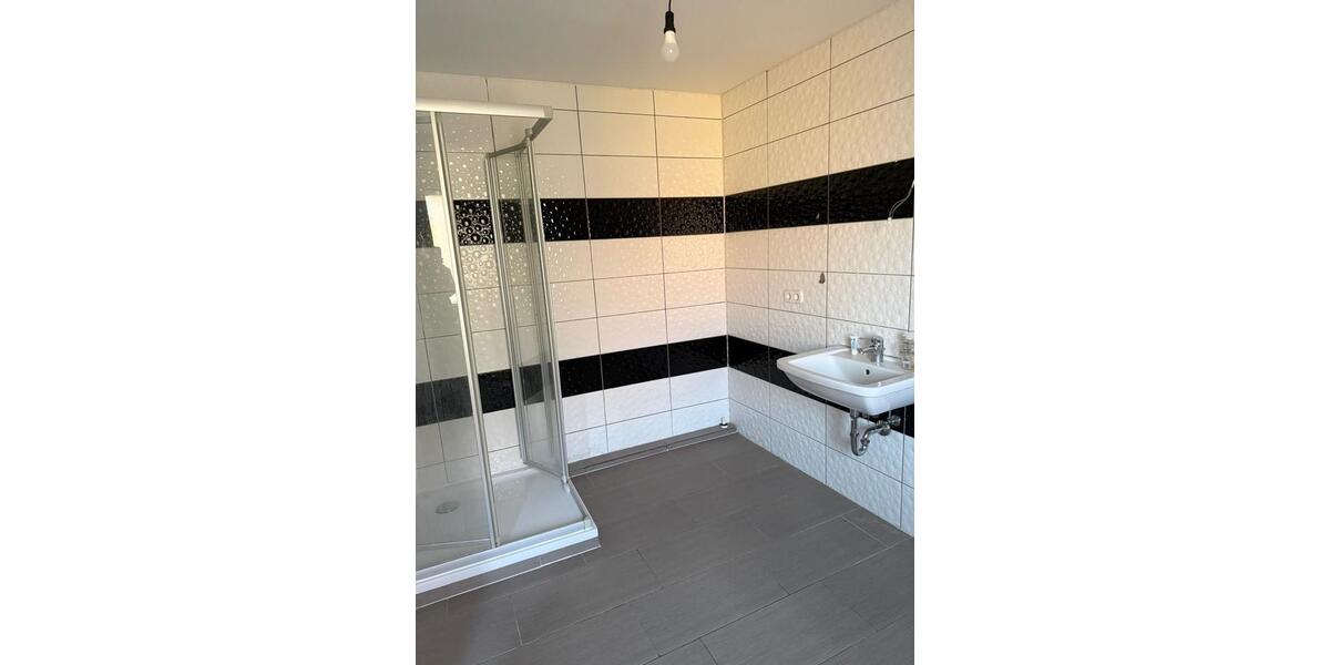 Etagenwohnung Bindlach - 3 Zimmer, 80 m&sup2;, 740&euro; | Angebot:25342302