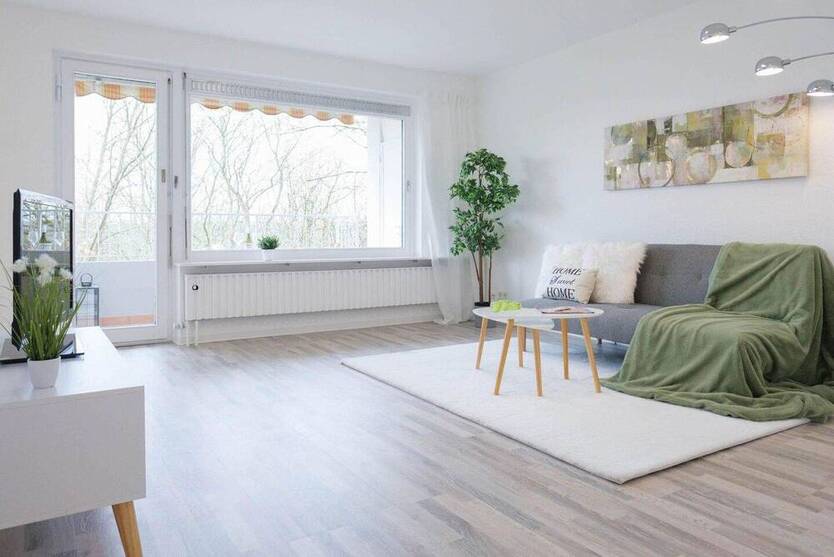 Helle + bezugsfertige Wohnung, SB - Eschberg - provisionsfrei vom Eigentümer