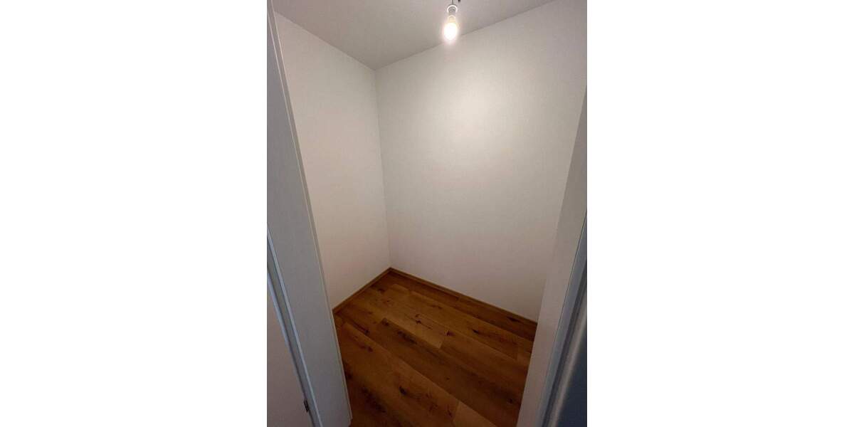 Terrassenwohnung Wehringen - 2 Zimmer, 74 m&sup2;, 893&euro; | Angebot:26334330