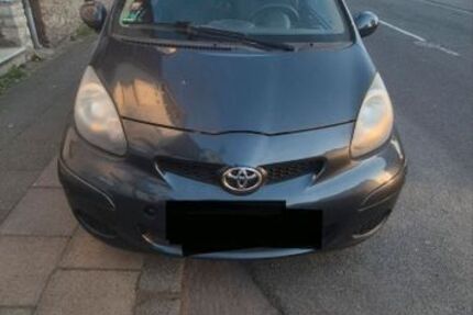 Toyota Aygo (X) 209.800 km 1.799 &euro; Köln 51149