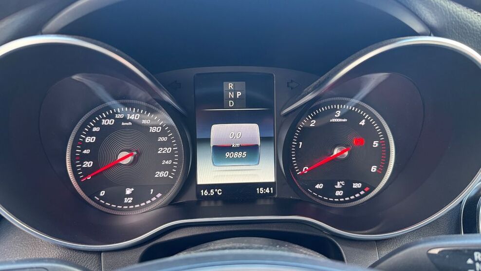 Mercedes-Benz GLC 220 90.000 km 26.900 € Effelder 37359