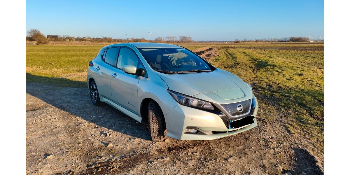 Nissan Leaf 80.000 km 11.200 &euro; Bredstedt 25821