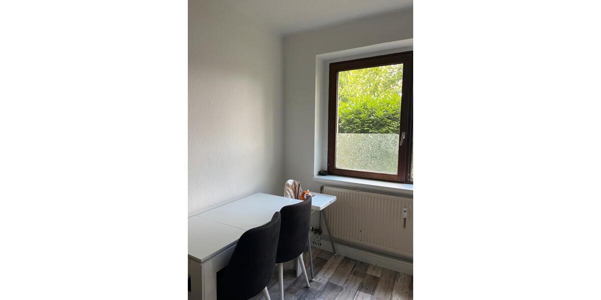 Erdgeschoßwohnung Krefeld - 2 Zimmer, 60 m&sup2;, 585&euro; | Angebot:26662633