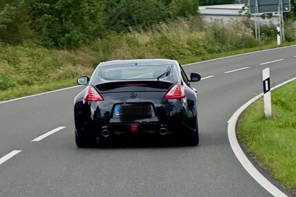 Nissan 370Z 14.400 km 32.499 &euro; Nassau 56377