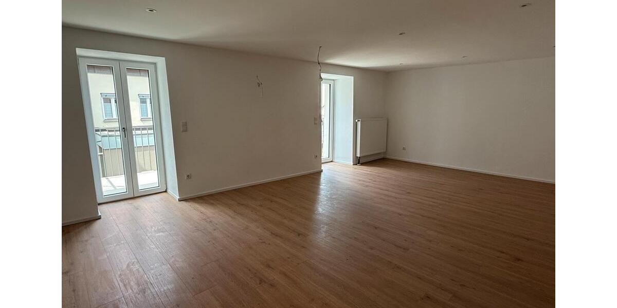 Etagenwohnung Abensberg - 4 Zimmer, 99 m&sup2;, 1.075&euro; | Angebot:26357917