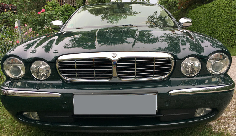 XJ8