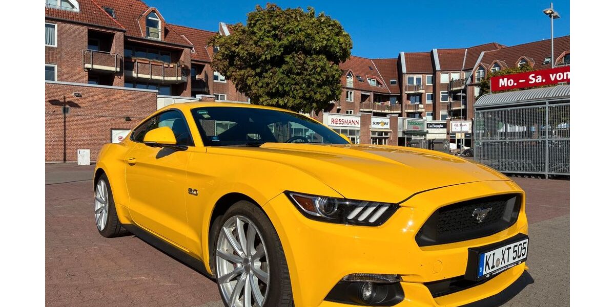 Ford Mustang 63.000 km 35.000 &euro; Lübeck 23558