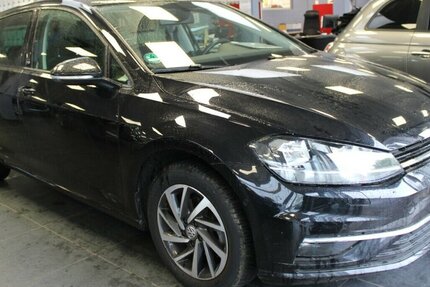 VW Golf 1.0 TSI DSG Comfortline 42.785 km 13.980 &euro; Euskirchen 53881