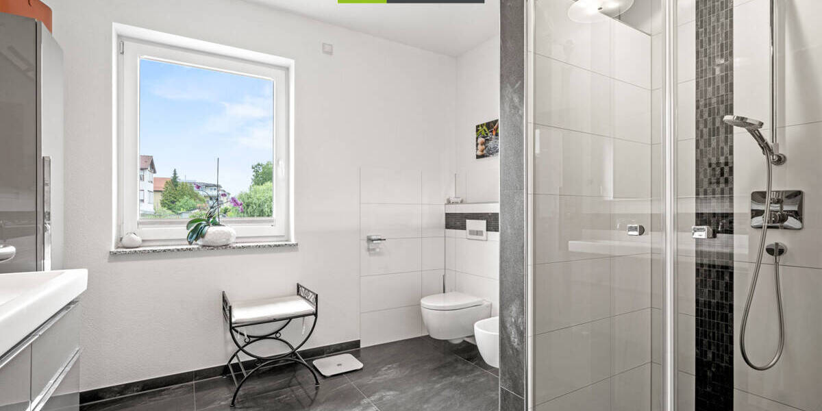 Mehrfamilienhaus, Wohnhaus Meckenbeuren Lochbrücke - 1 Zimmer, 377 m&sup2;, 1.490.000&euro; | Angebot:25800707