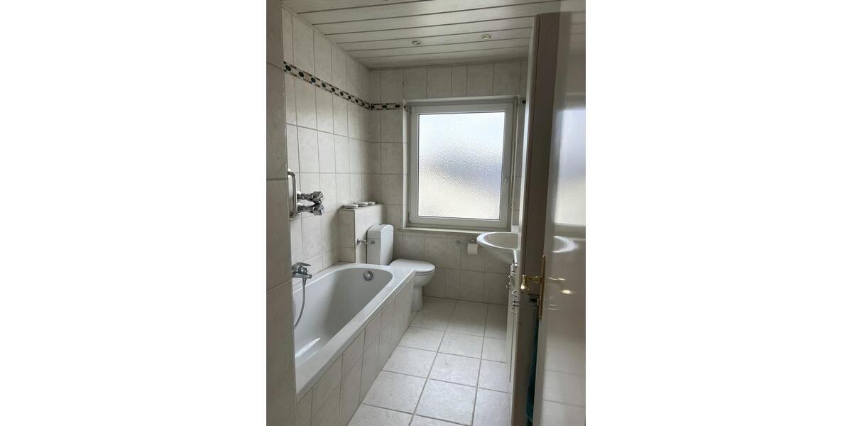 Etagenwohnung Karlsfeld - 3.5 Zimmer, 87 m&sup2;, 540.000&euro; | Angebot:26018421