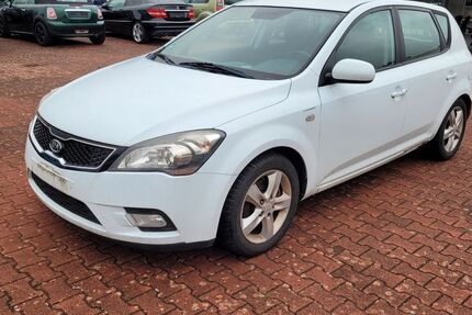 Kia ceed / Ceed 177.002 km 2.990 € Halle (Westfalen) 33790