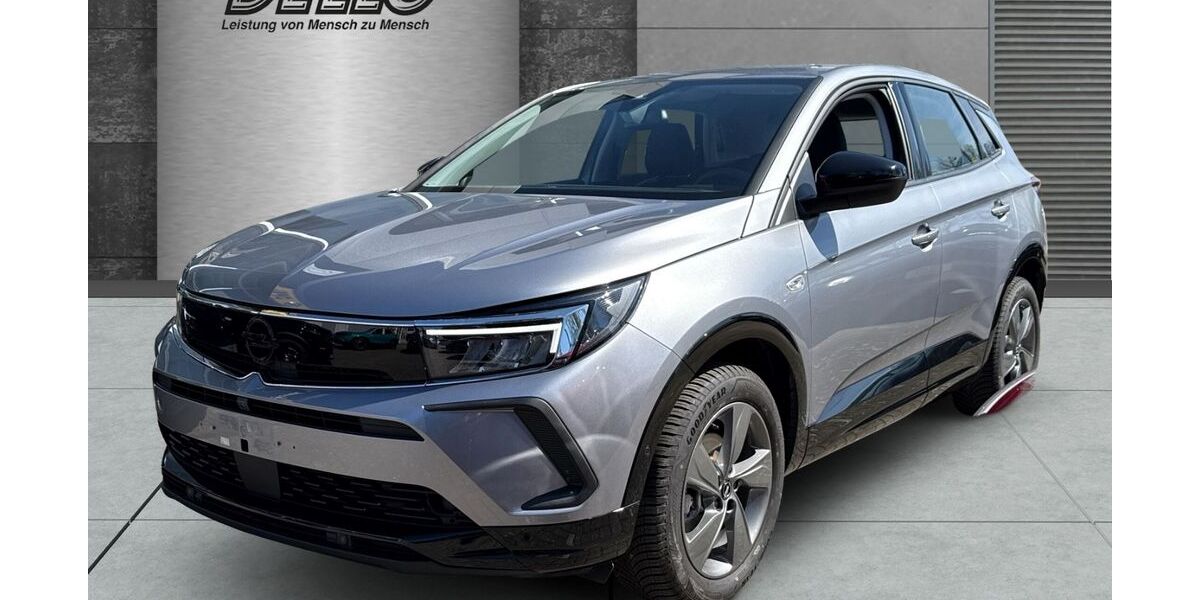 Opel Grandland (X) 7.944 km 26.990 &euro; Stralsund 18439