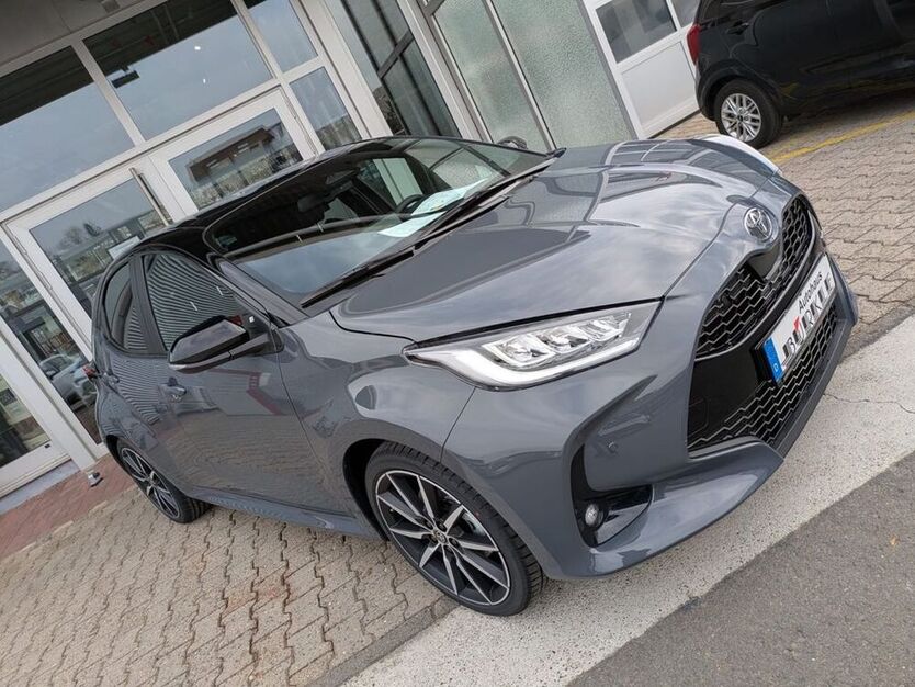 Yaris