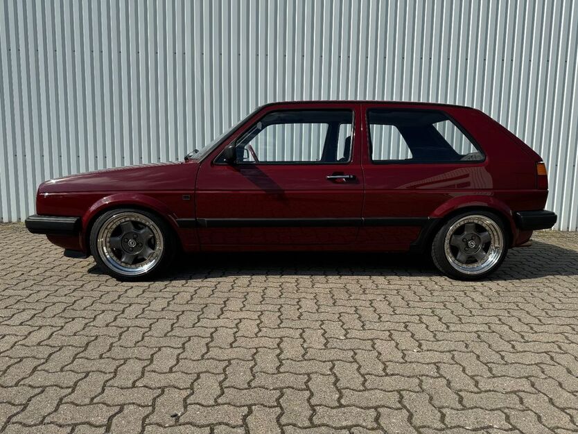 VW Golf 76.289 km 22.990 € Kisdorf 24629