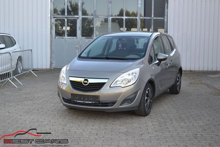 Opel Meriva 162.000 km 3.950 € Würselen 52146