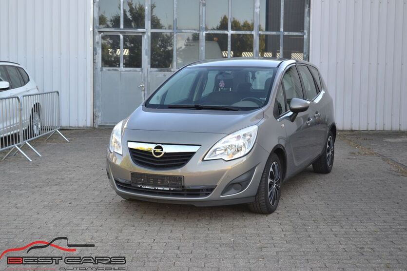 Opel Meriva 162.000 km 3.950 € Würselen 52146