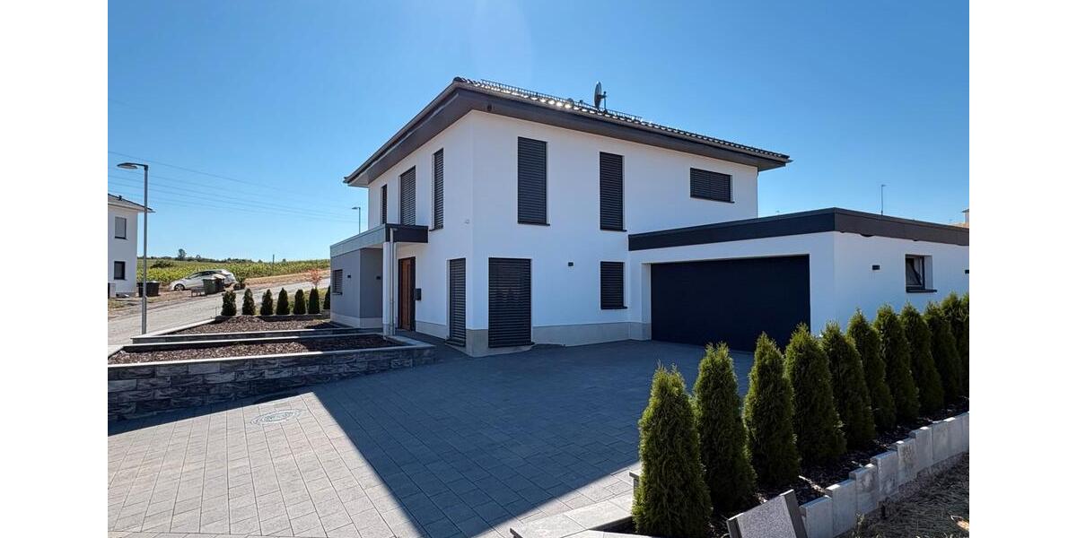 Villa Frankenberg (Eder) - 7 Zimmer, 187 m&sup2;, 827.000&euro; | Angebot:27236602