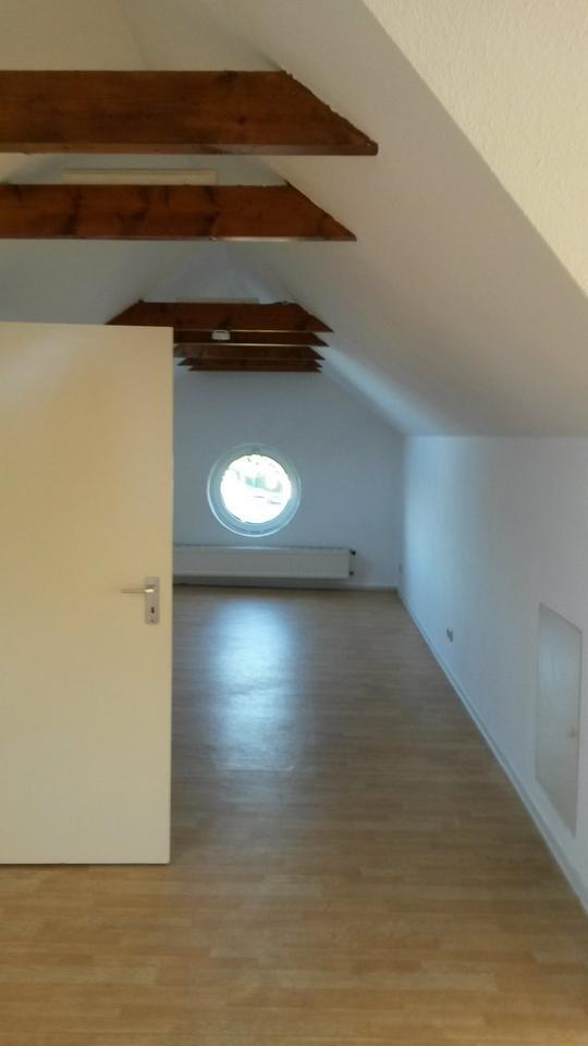 Wunderschöne Nichtraucher-Dachgeschoßwohnung Nähe Pfaffenteich zimmer