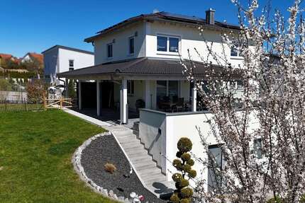 Haus Maxhütte-Haidhof Haidhof - 6 Zimmer, 263 m&sup2;, 880.000&euro; | Angebot:26450169