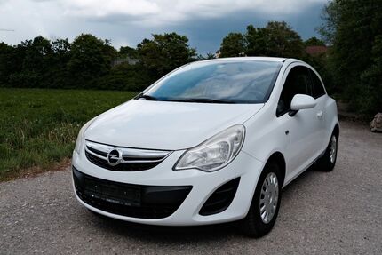 Opel Corsa 165.009 km 2.800 &euro; München 81241