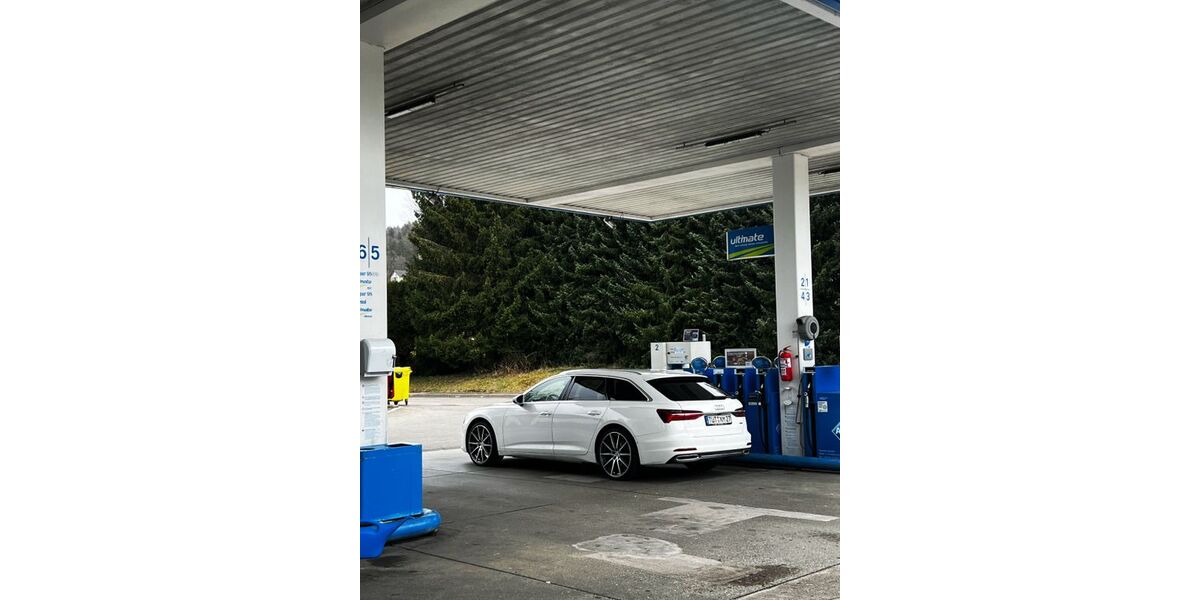 Audi A6 135.000 km 26.990 &euro; Neuhausen ob Eck 78579