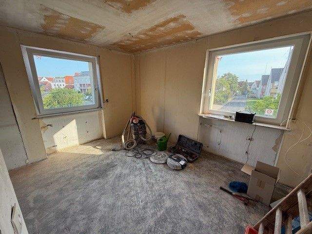 Gewerbeobjekt Volkach - 4 Zimmer, 125 m&sup2;, 1.300&euro; | Angebot:21962141