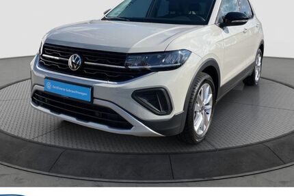 VW T-Cross 2.450 km 22.640 € Markdorf 88677