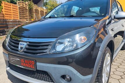 Dacia Sandero 75.000 km 4.990 &euro; Igensdorf 91338