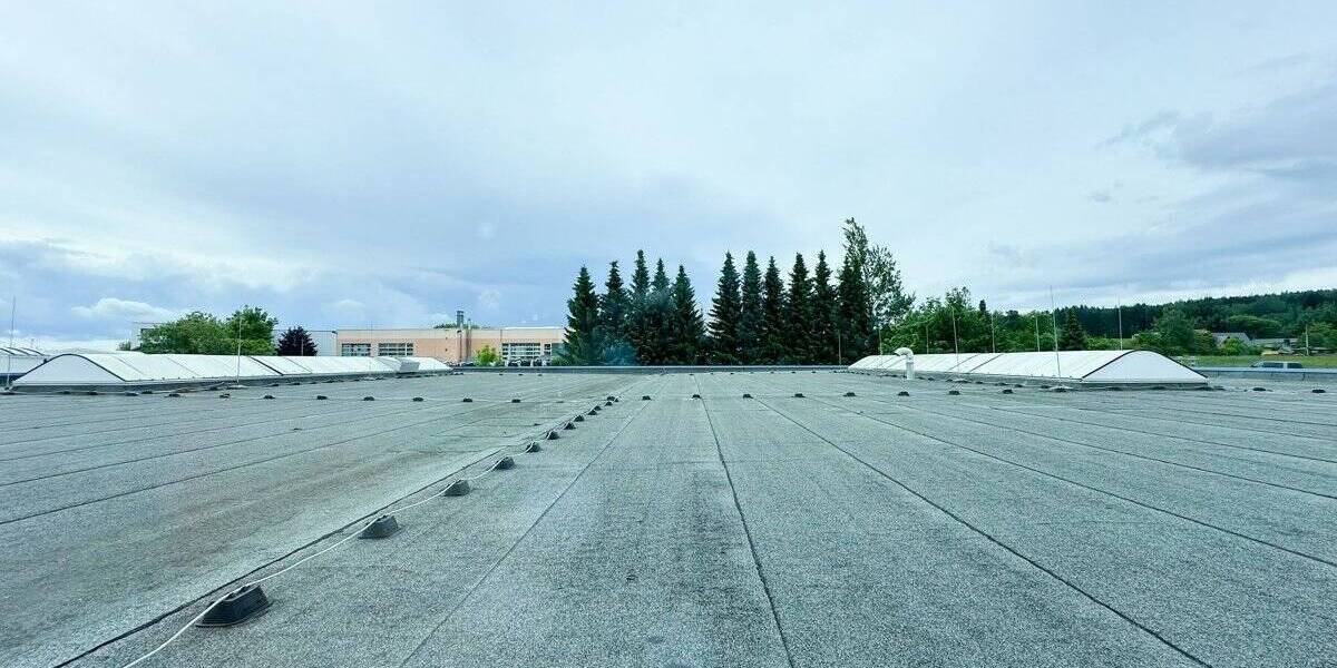 Moderne Gewerbehalle mit Produktionsflächen, Lagerflächen, Büros (nahe Chemnitz, Annaberg-Buchholz) zimmer