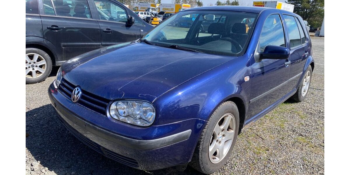 VW Golf 376.000 km 650 &euro; Waidhaus 92726