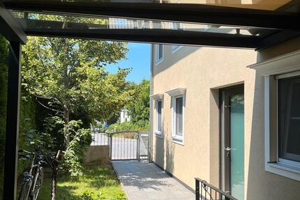 Haus Neufraunhofen - 10 Zimmer, 300 m&sup2;, 750.000&euro; | Angebot:26932893
