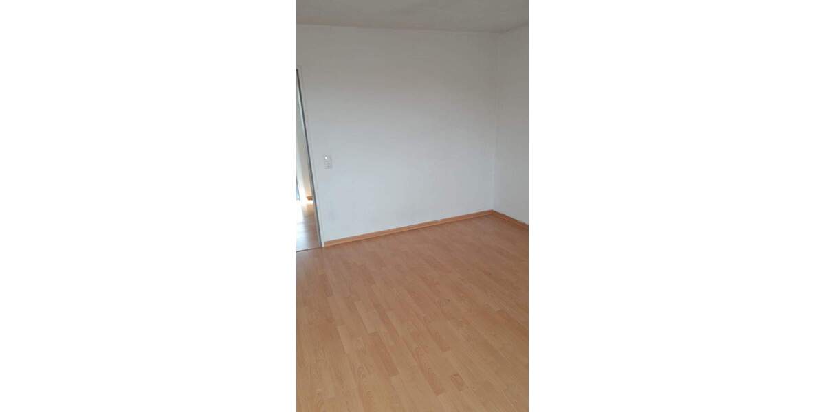 Etagenwohnung Dollern - 4 Zimmer, 85 m&sup2;, 890&euro; | Angebot:25878435